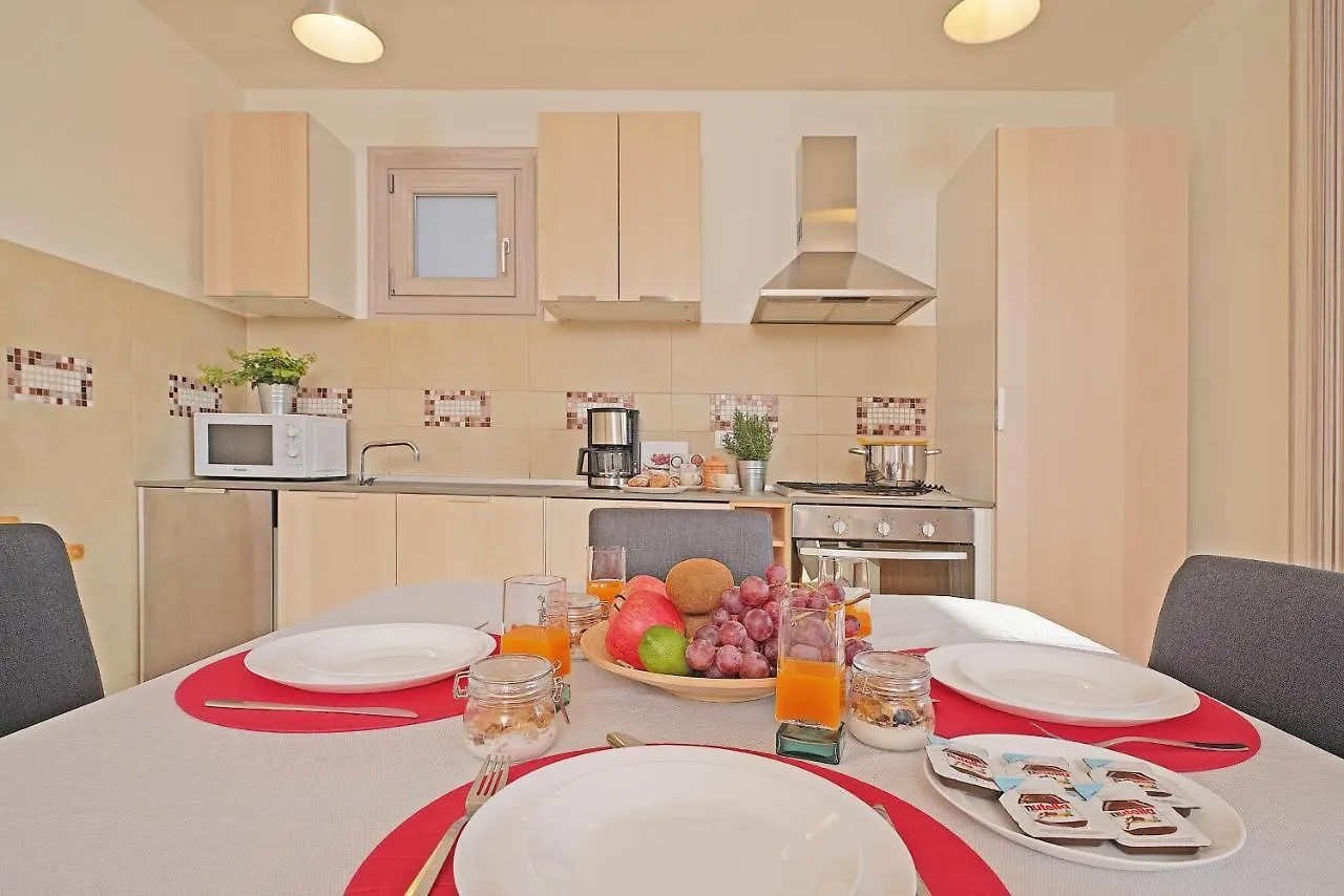Centro Residenziale Benaco - Gardagate Apartment Manerba del Garda Italy
