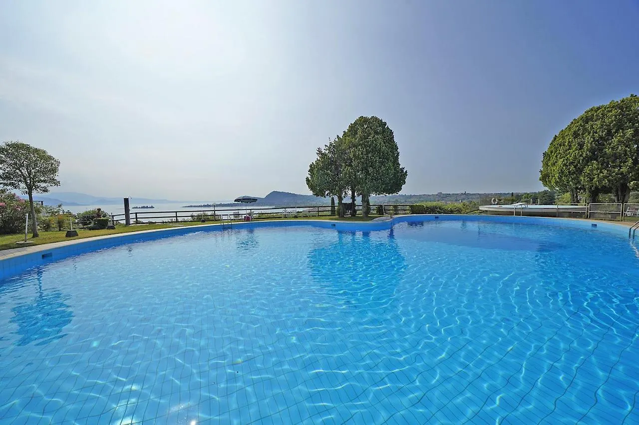 Ferienwohnung Centro Residenziale Benaco - Gardagate Manerba del Garda